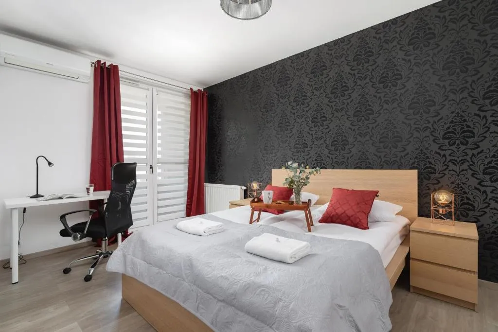 Image of Avia Apartment Three Bedroom Two Balcony AC & Parking by Noclegi Renters