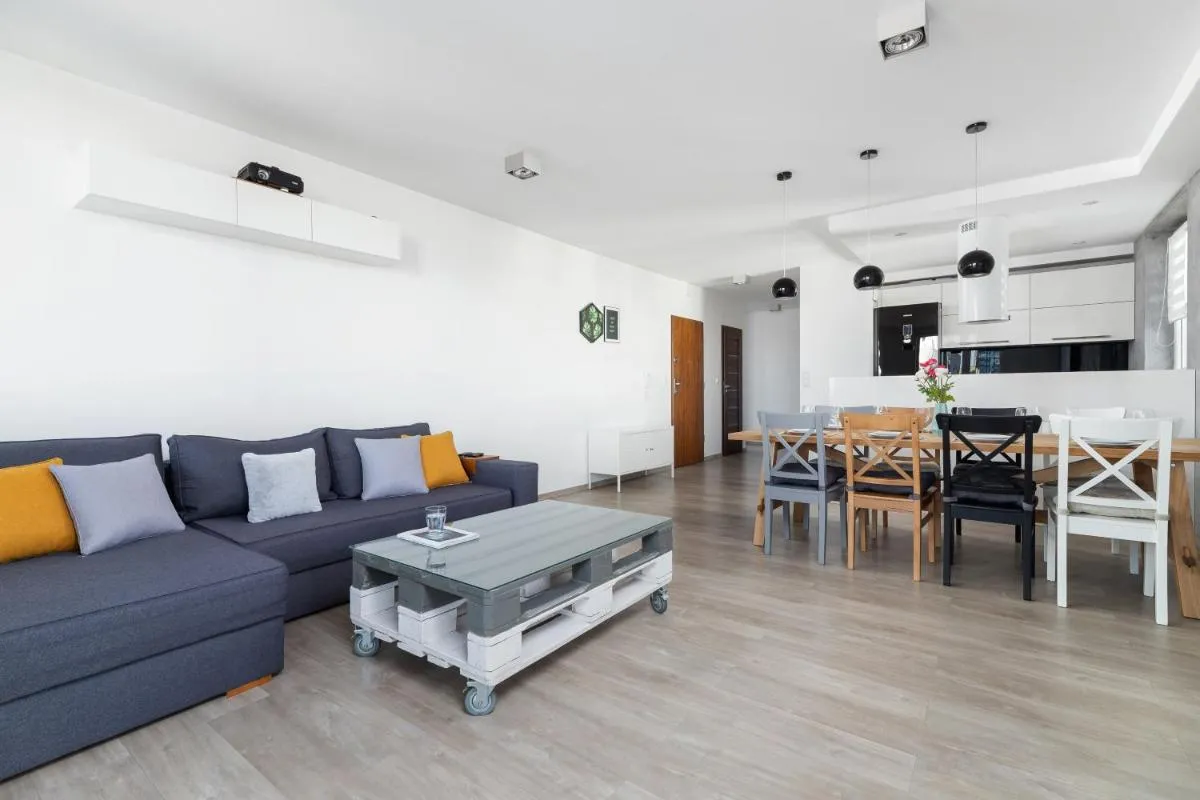 Image 2 of Avia Apartment Three Bedroom Two Balcony AC & Parking by Noclegi Renters