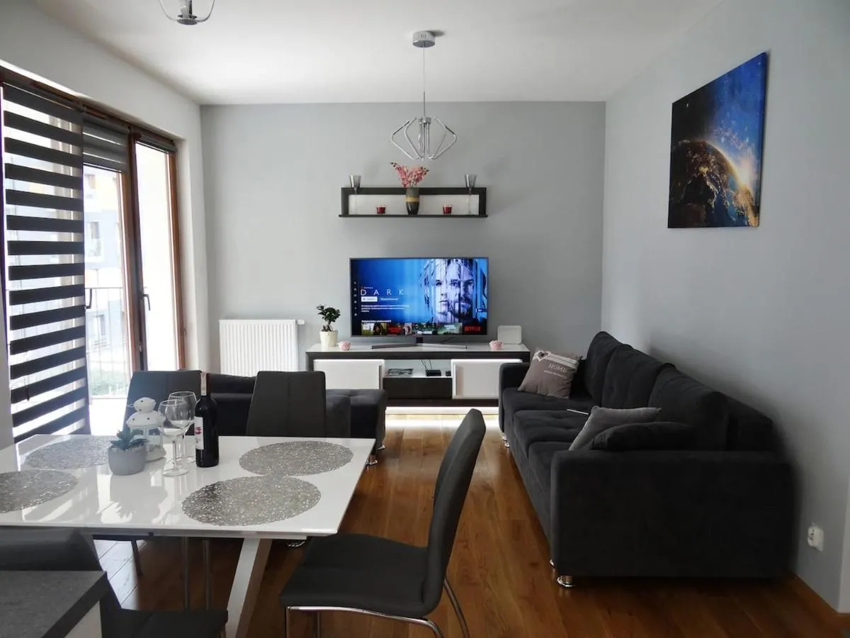 Image 3 of Beautiful City Centre Apartament