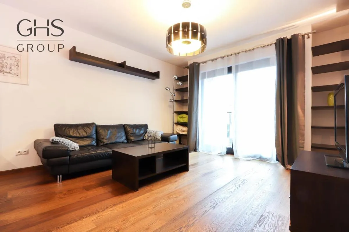 Image 1 of Beautiful apartment in the city center, Angel City