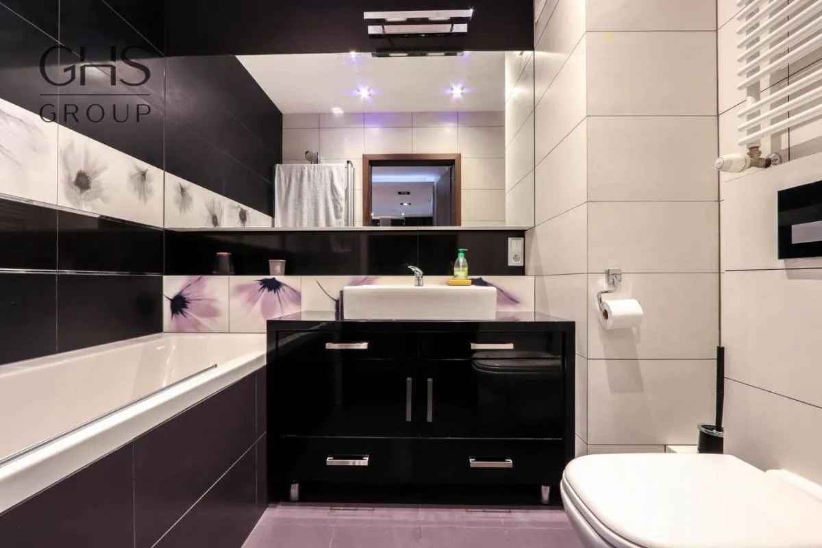 Image 4 of Beautiful apartment in the city center, Angel City