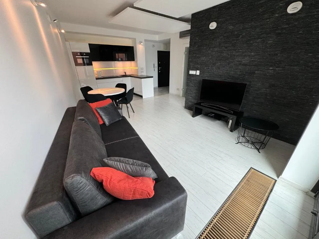 Image of Black&White Angel Apartment