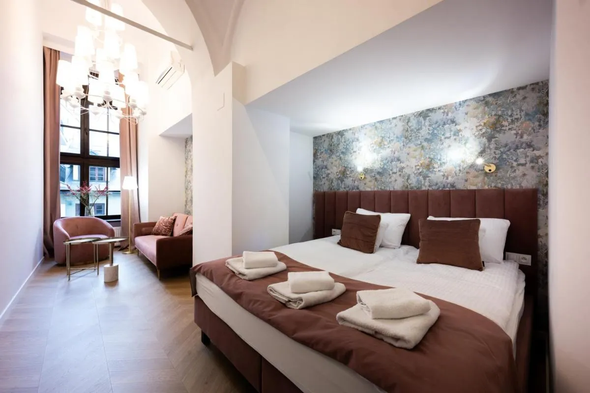 Image 1 of Bracka Main Square Apartments