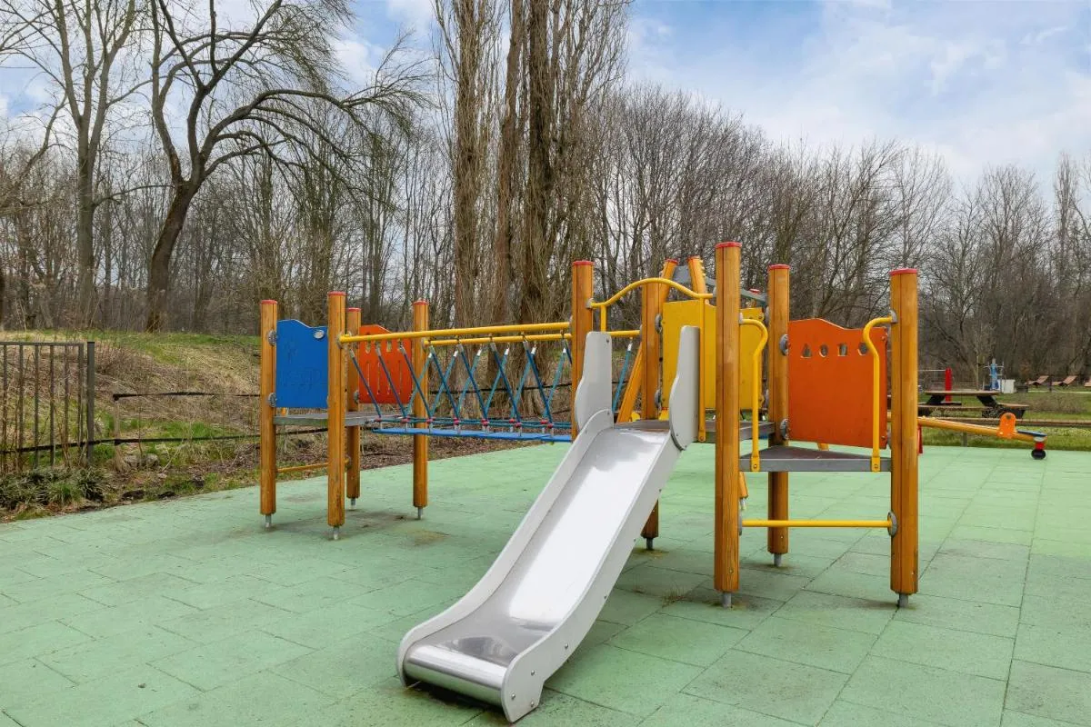 Image 4 of Bright Apartment Park Lotników Near Tauron Arena Kraków by Noclegi Renters