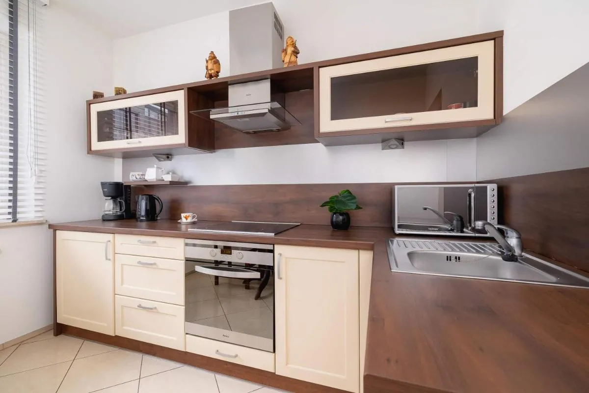 Image 2 of Bright Apartment near ICE Kraków with Air Conditioning and Parking by Noclegi Renters