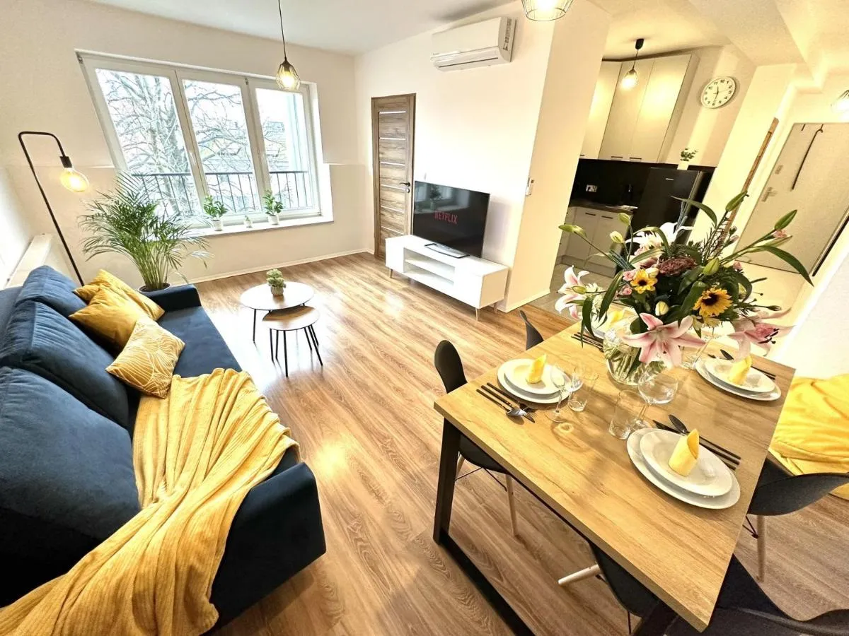 Image 6 of COZY OLD-Town Apartments at Kazimierz +AC, KITCHEN and NETFLIX