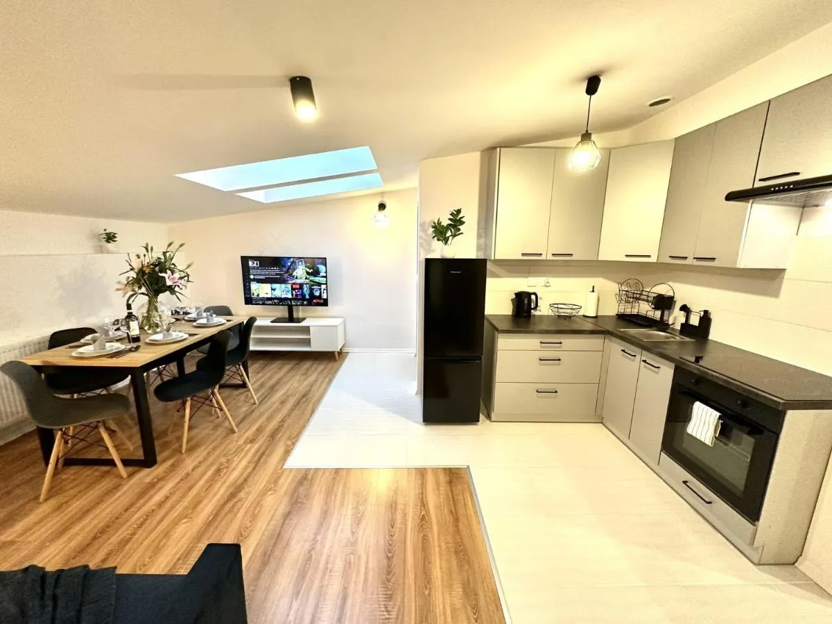 Image 2 of COZY OLD-Town Apartments at Kazimierz +AC, KITCHEN and NETFLIX