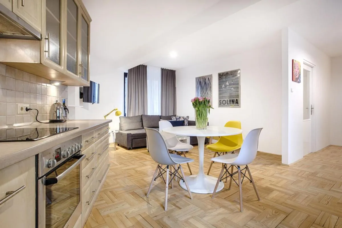 Image 3 of Central Apartments by Tyzenhauz