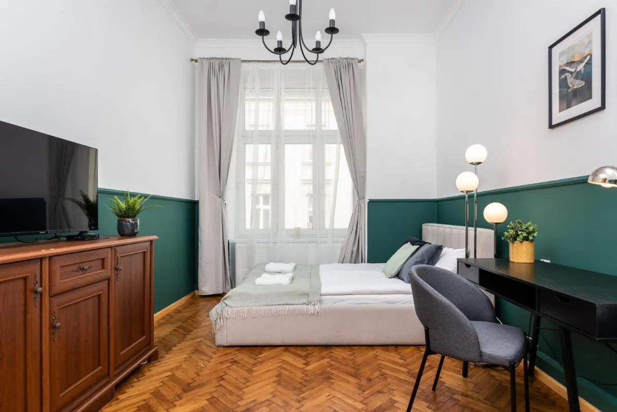 Image 4 of Classy Old Town Apartment – by Upstairs