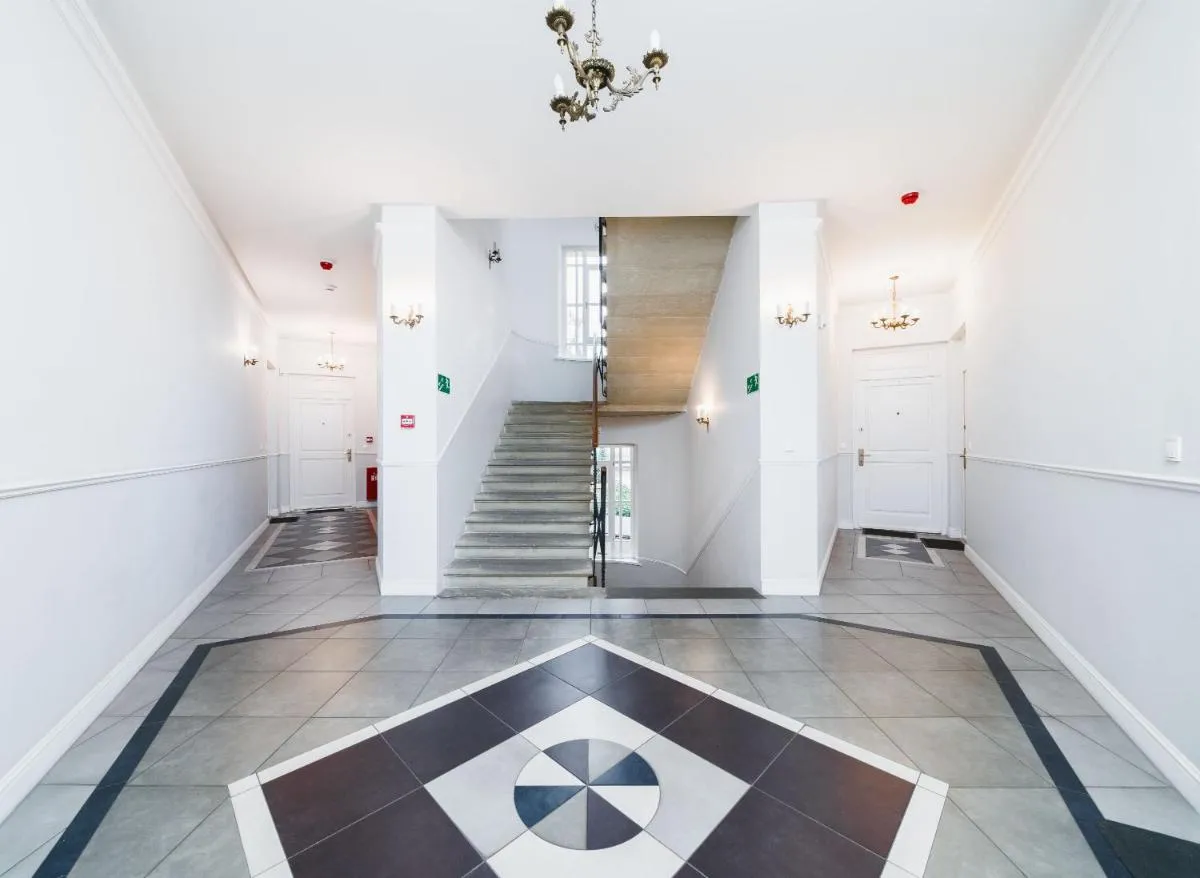 Image 2 of Classy Old Town Suites – by Upstairs