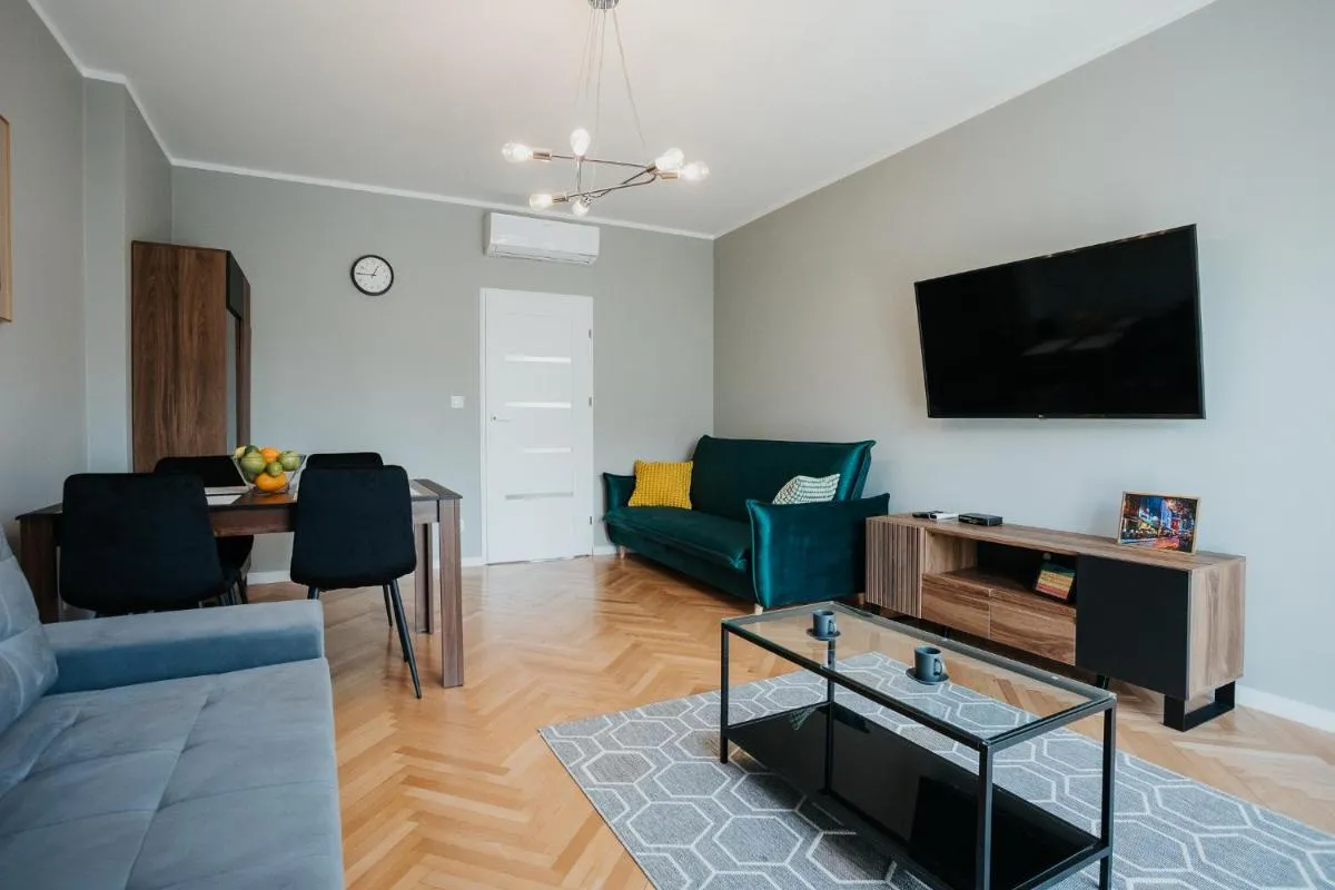 Image 4 of Connecta Apartament in City Center with AC