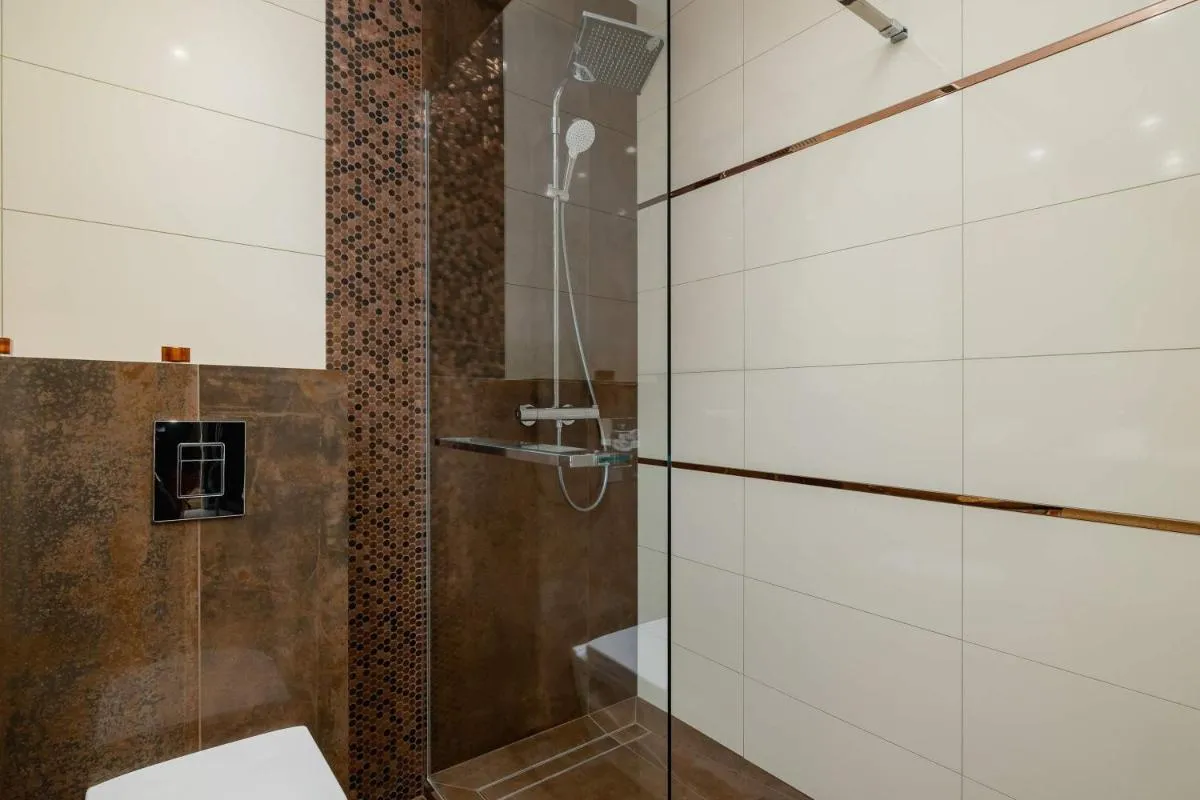 Image 4 of Cosy & Bright Apartment with Parking on the Cystersów Street by Noclegi Renters