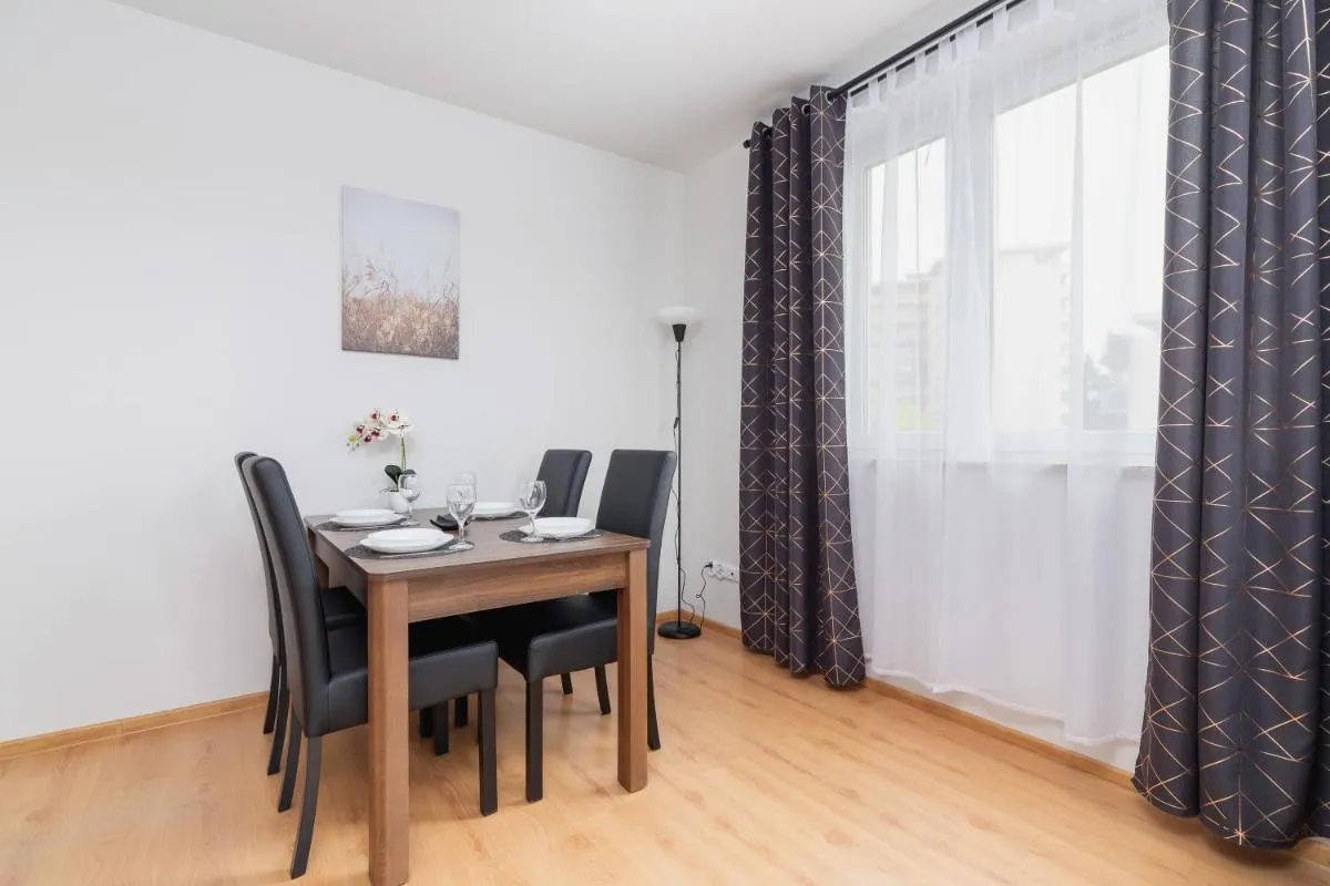 Image 5 of Cozy Apartment with Balcony Chmieleniec by Noclegi Renters