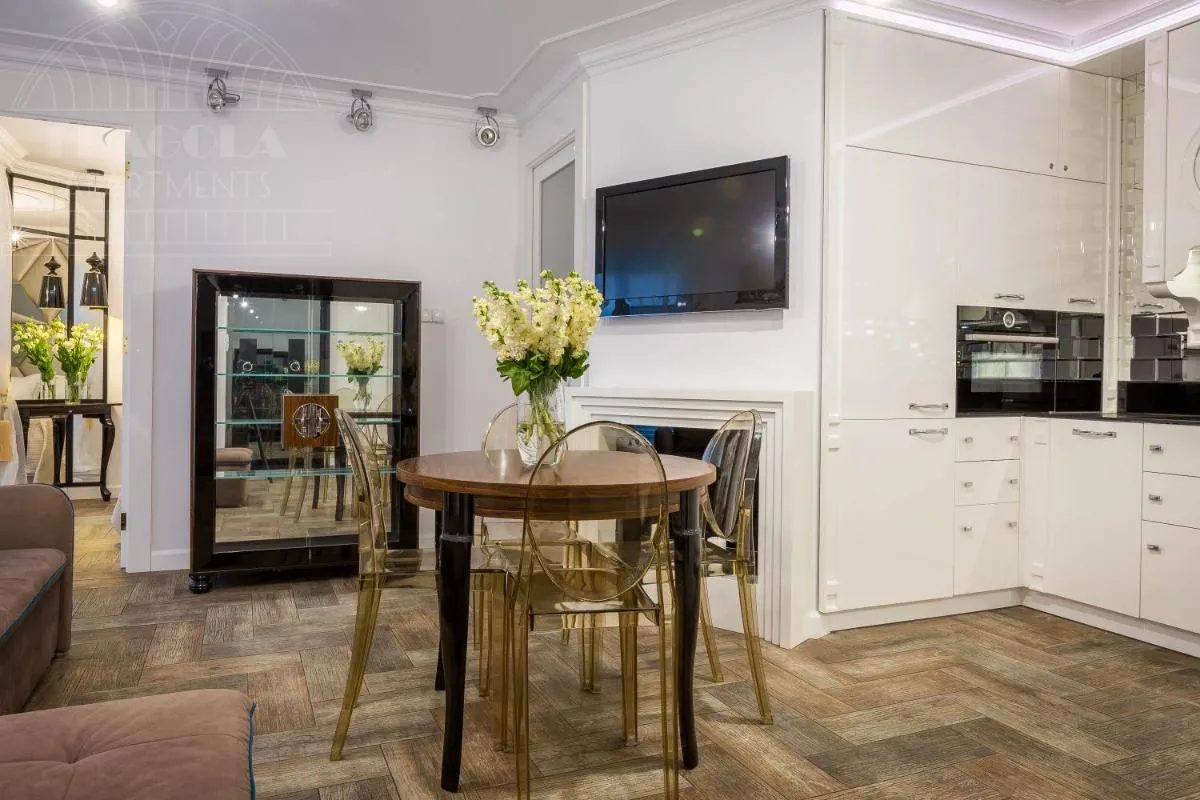 Image 3 of Cozy city center apartments Piłsudskiego 11