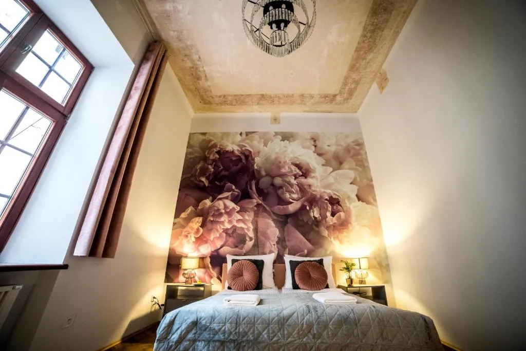 Image of CracWoW K8 No.1 Apartment