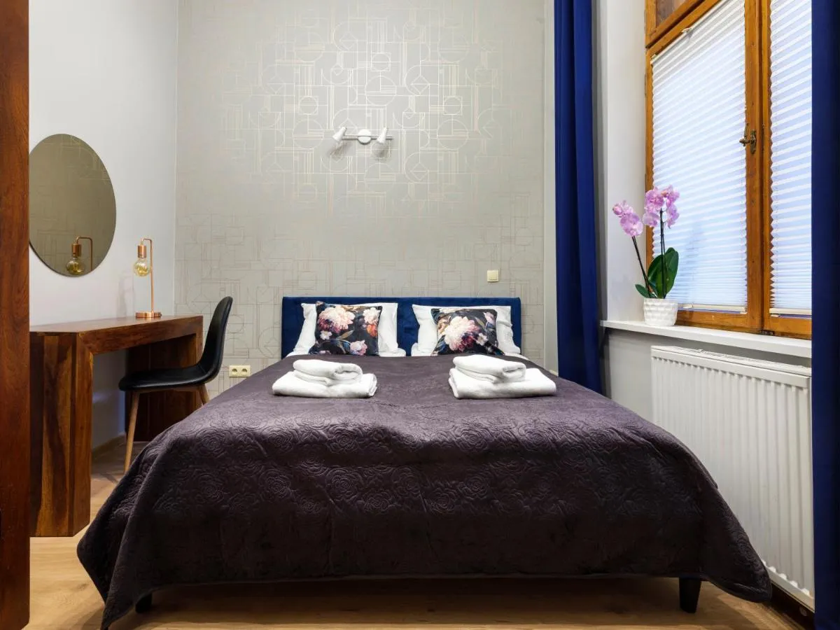 Image 4 of CracWoW Market Squere Apartment