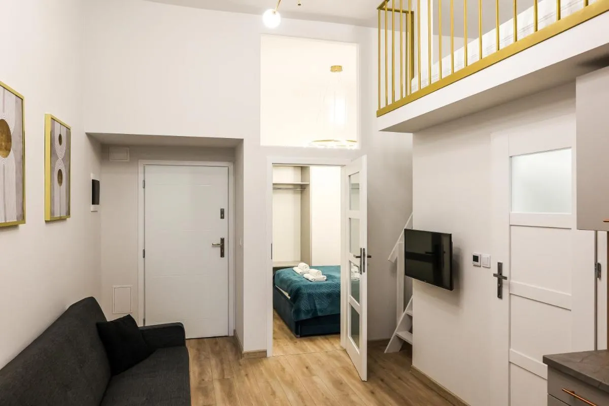 Image 4 of CracWoW Saint Sebastian Apartments
