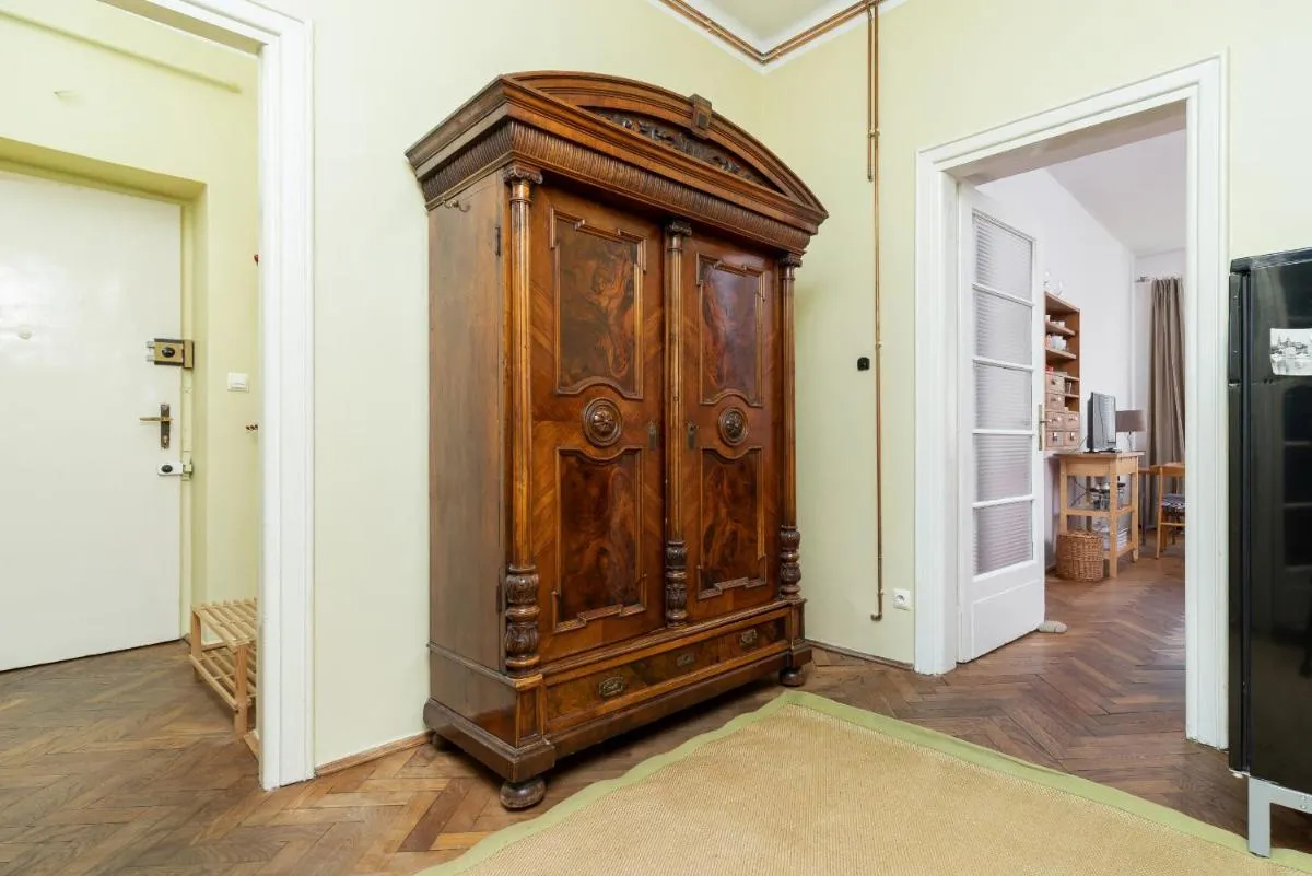 Image 6 of Cracow Kazimierz Retro Apartment Skawińska by Noclegi Renters