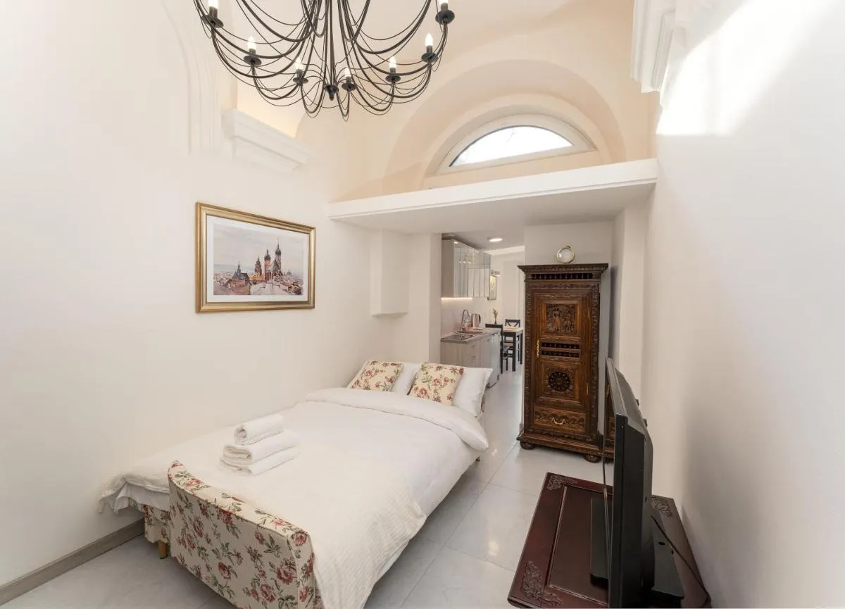Image 1 of Cracow Royal Charm Studio