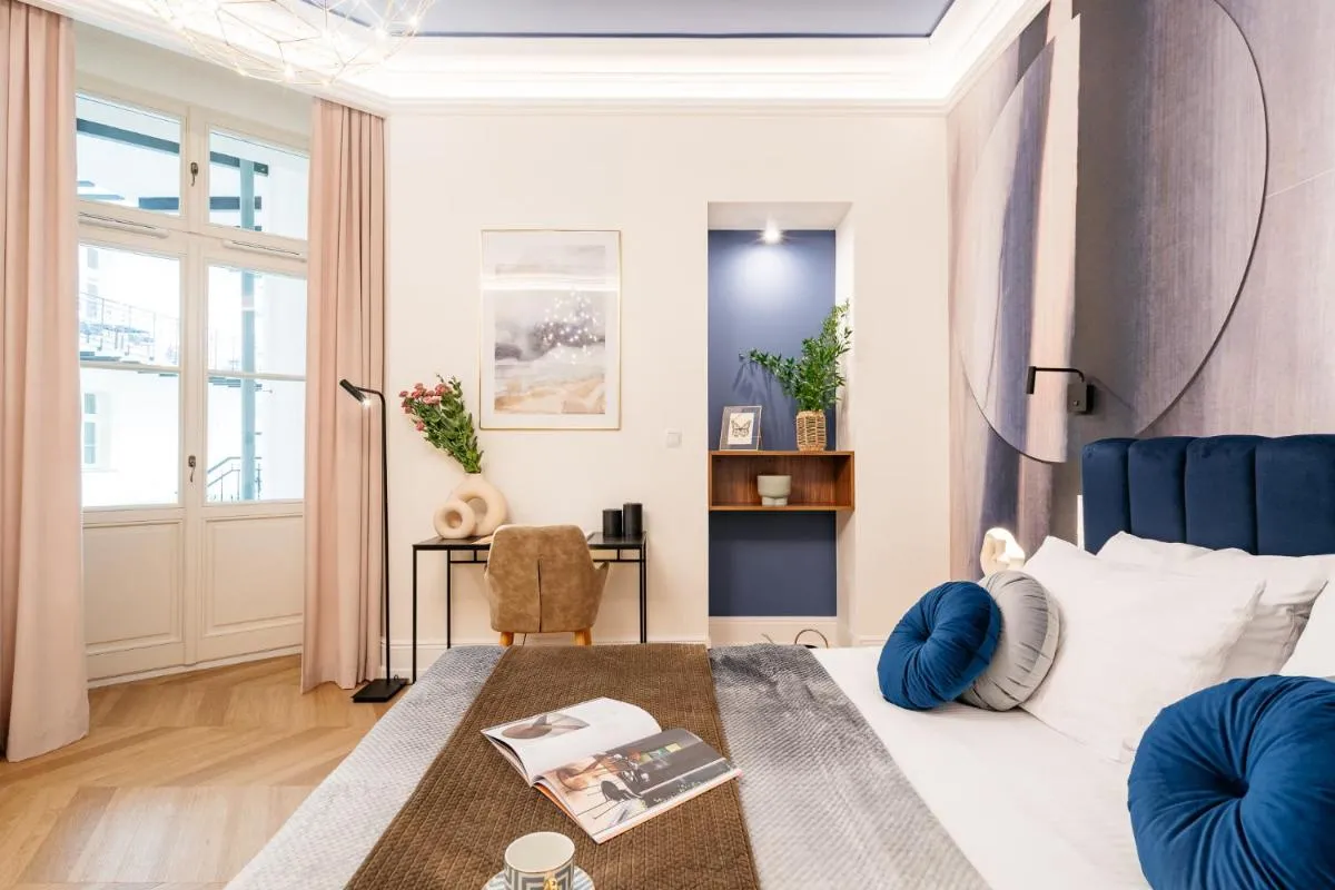 Image 1 of Dandelion Apartment – LoftAffair