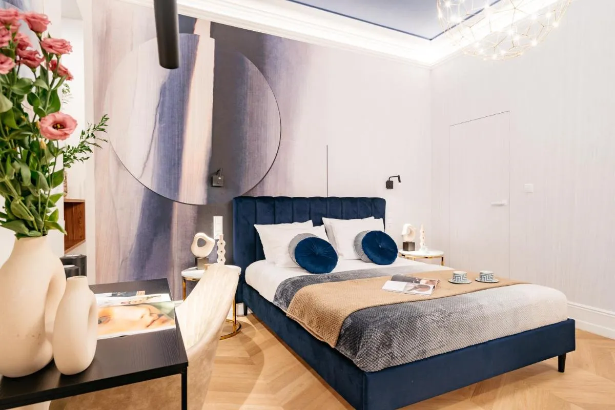 Image 6 of Dandelion Apartment – LoftAffair