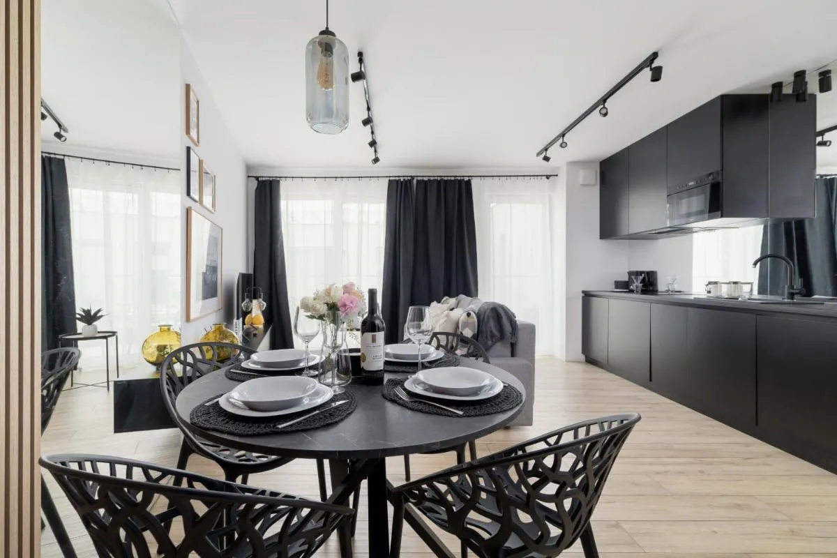 Image 3 of Deluxe City Studio Kącik 10 by Noclegi Renters
