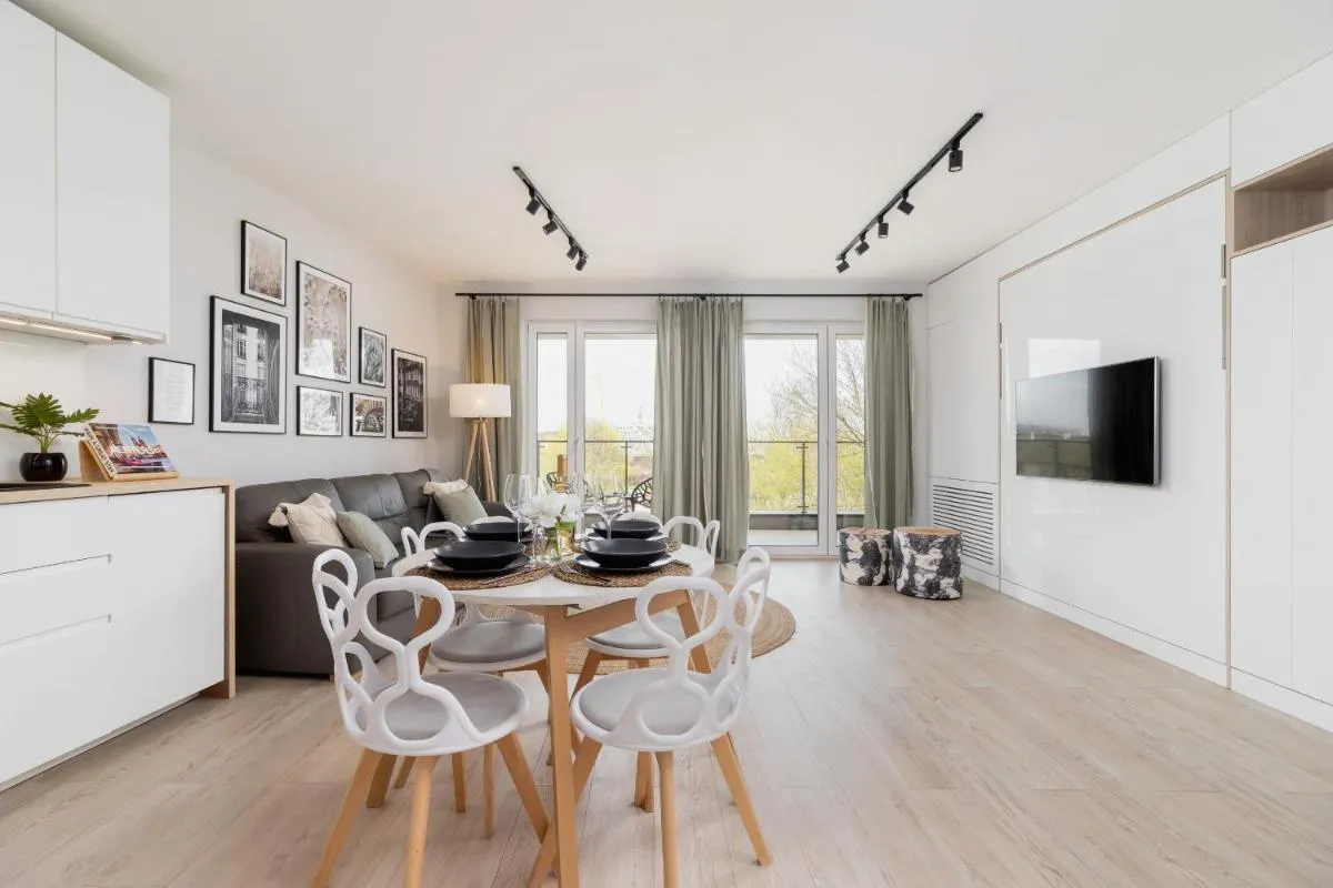 Image 4 of Deluxe City Studio with Parking Kącik 10 by Noclegi Renters