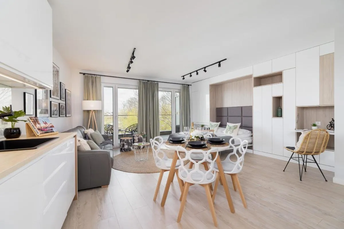 Image 3 of Deluxe City Studio with Parking Kącik 10 by Noclegi Renters
