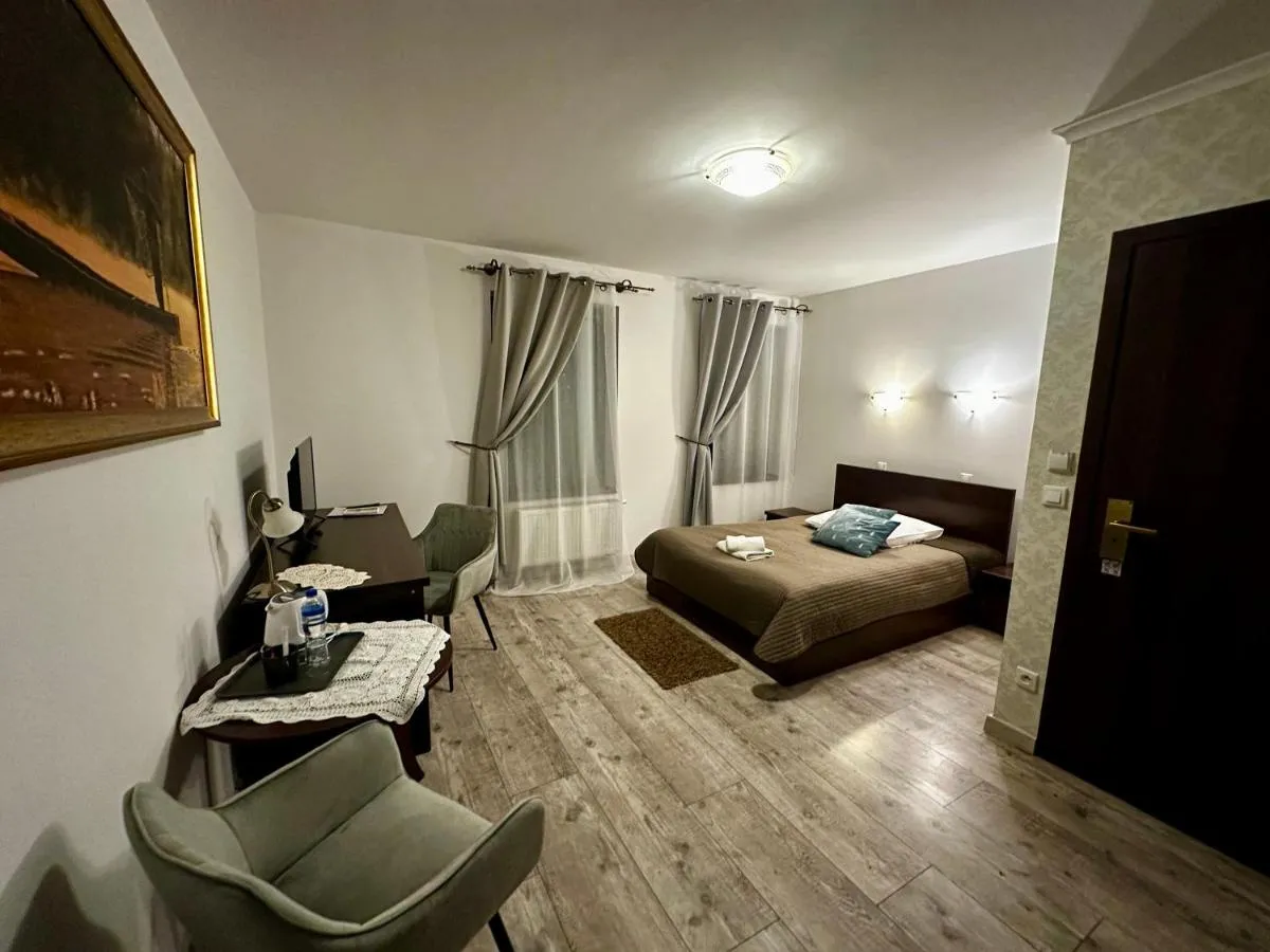 Image 4 of Dworek Złoty Róg Hotel i Restauracja