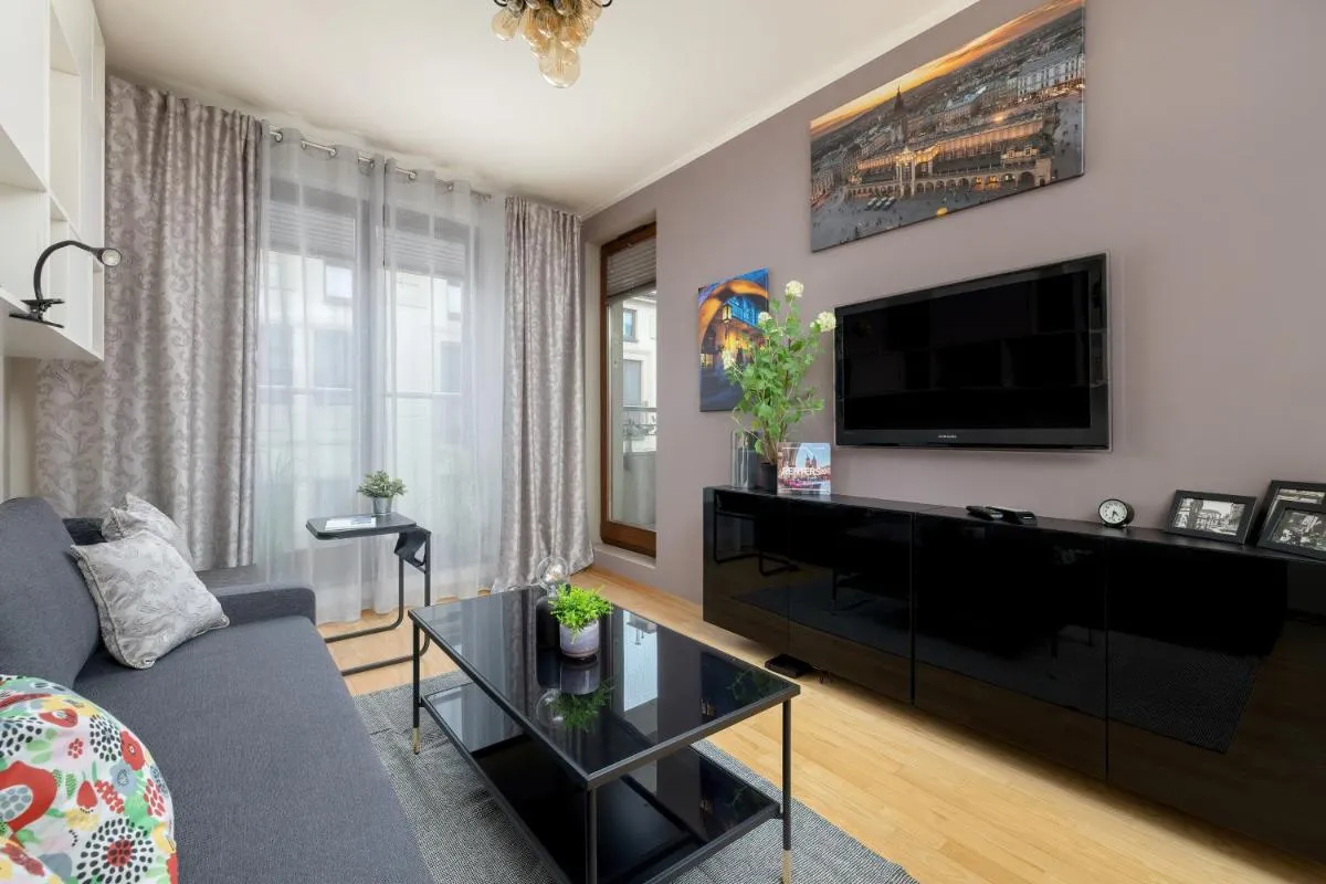 Image 6 of Dwupokojowy Apartament z Garażem przy Kazimierzu w Krakowie by Noclegi Renters