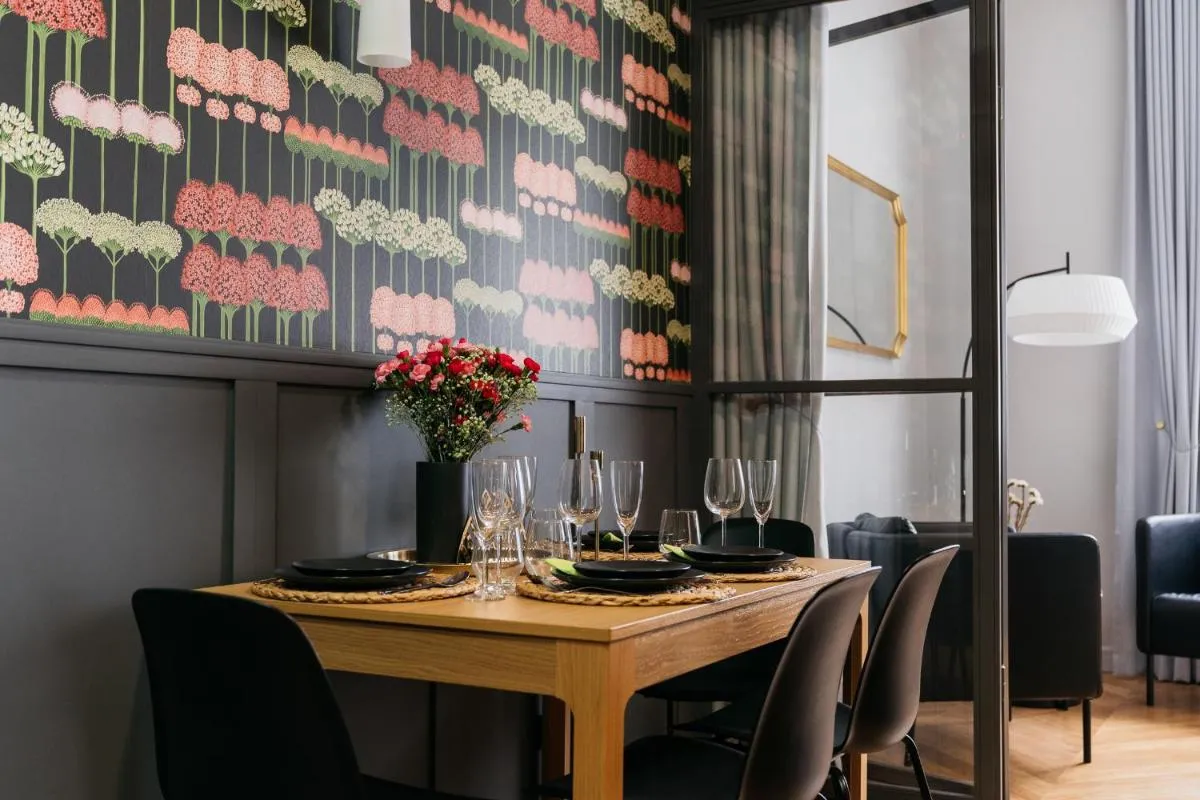 Image 2 of Eile Apartment – LoftAffair