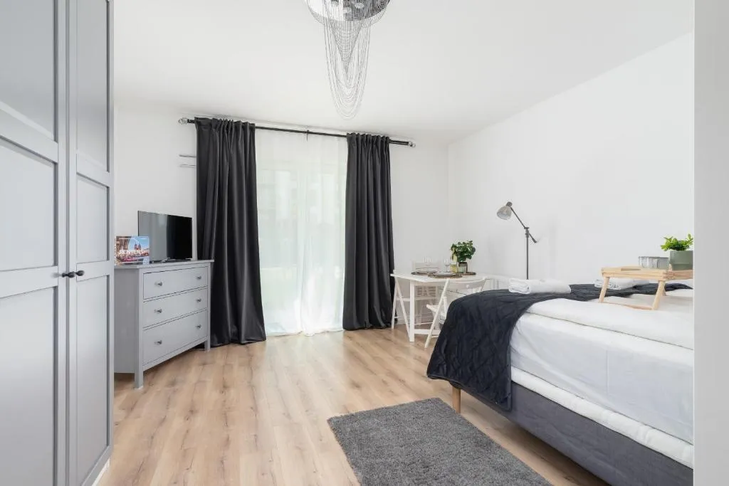 Image of Elegant Pet-Friendly Studio in Krakow by Noclegi Renters