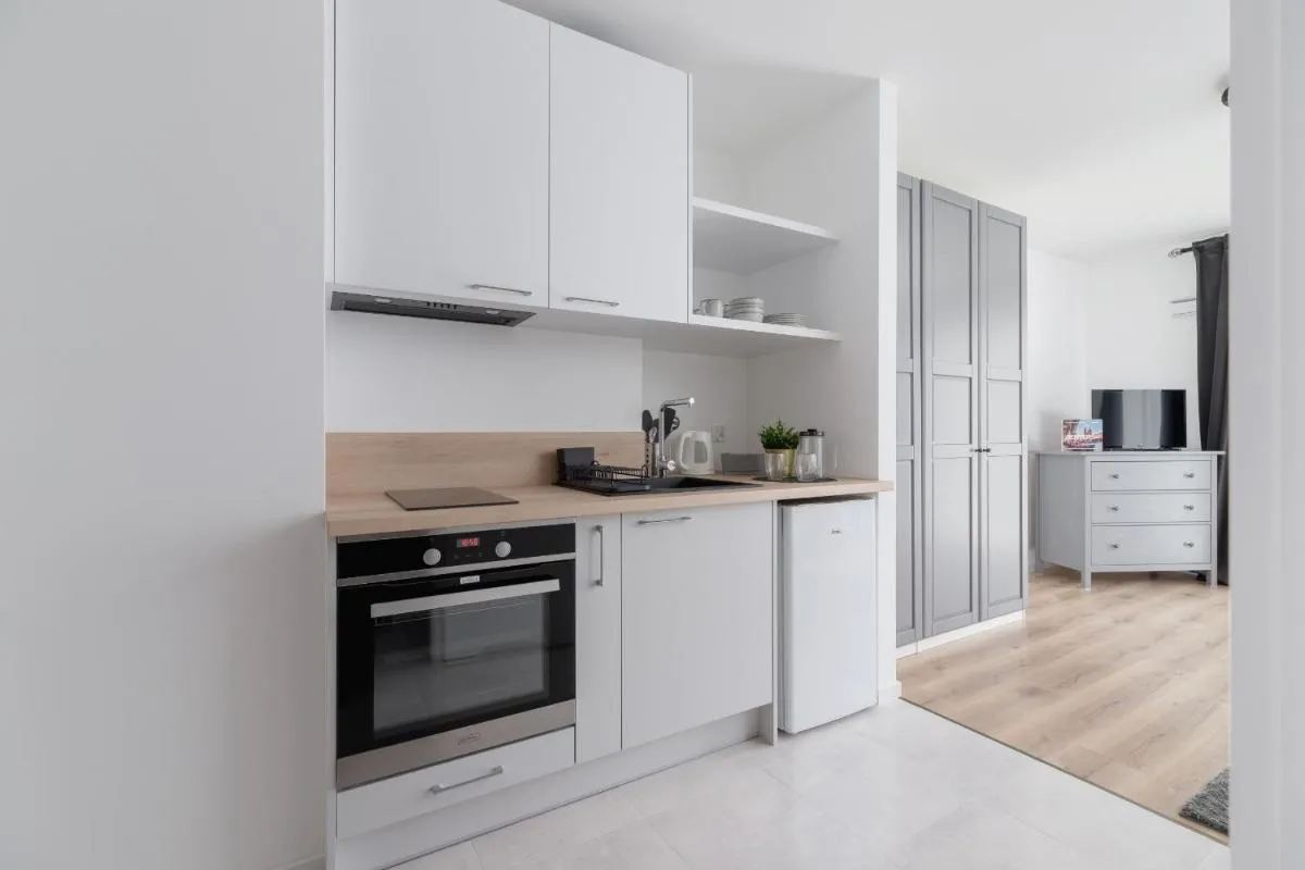 Image 3 of Elegant Pet-Friendly Studio in Krakow by Noclegi Renters