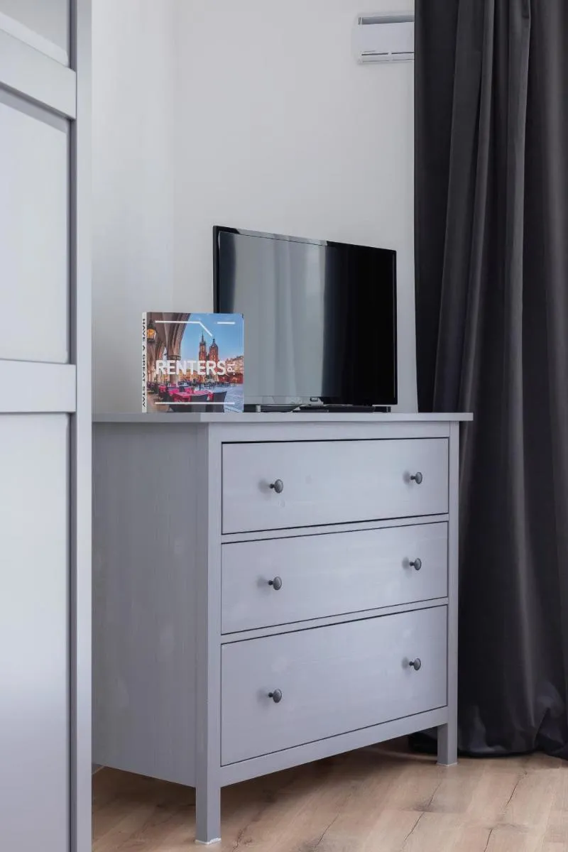 Image 4 of Elegant Pet-Friendly Studio in Krakow by Noclegi Renters