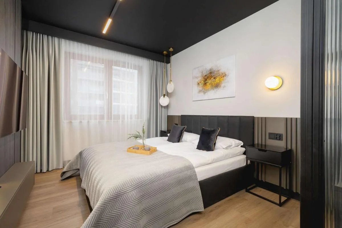 Image 1 of Exclusive Apartment with Parking by Renters Prestige
