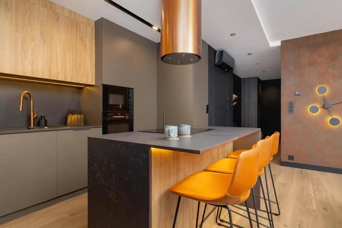 Image 2 of Exclusive Apartment with Parking by Renters Prestige