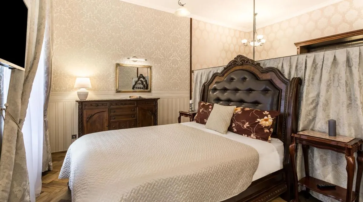 Image 4 of Exclusive Royal Apartments