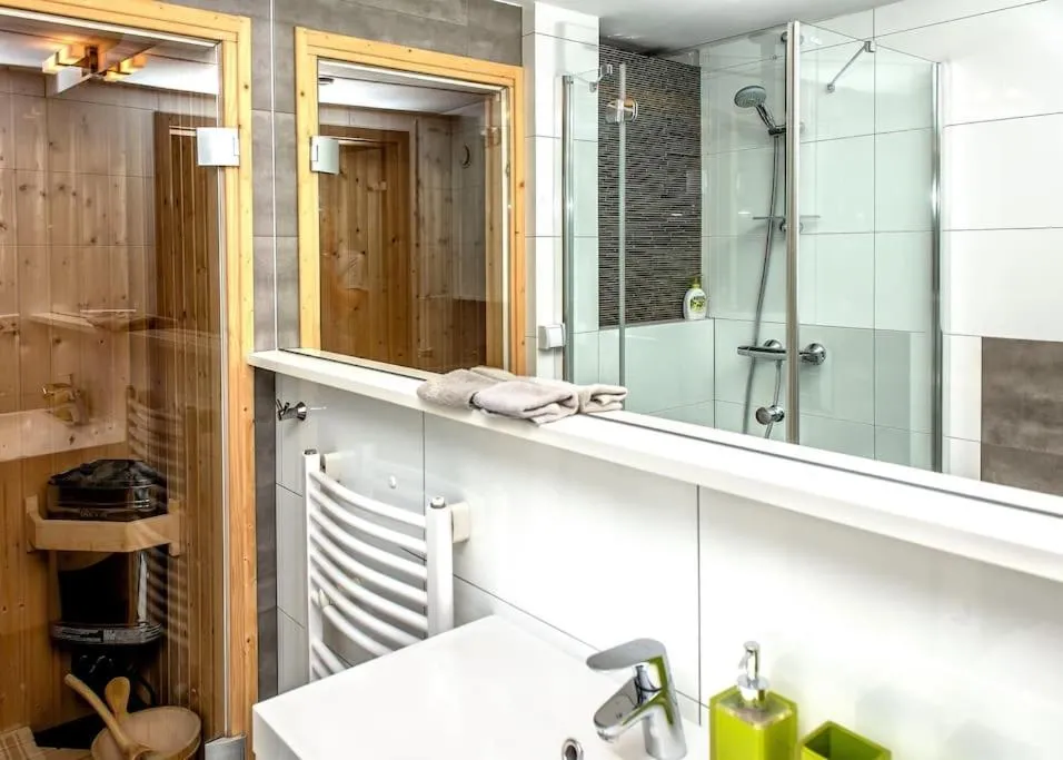 Image 2 of Exclusive loft with Sauna, AC and 3 bathrooms