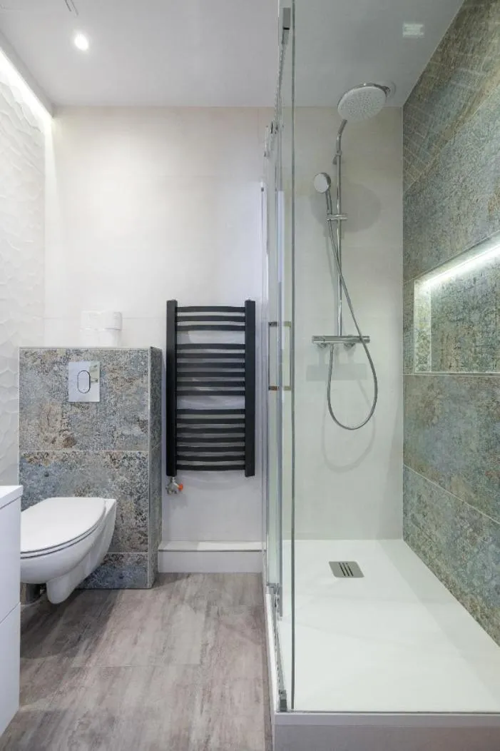 Image 3 of Fancy Apartments with Lift and A/C