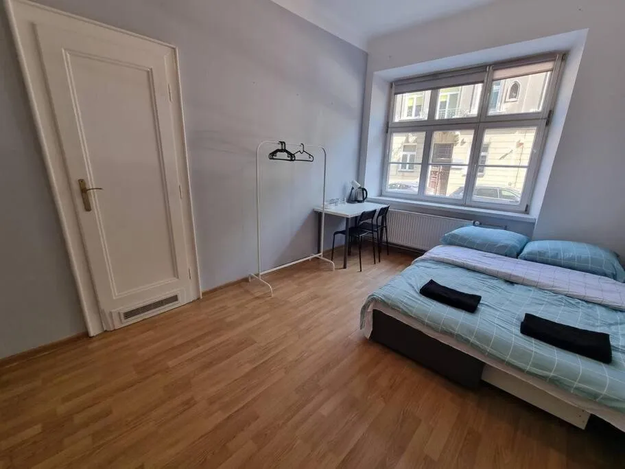 Image of Fantastic KRK – KR6 Room D