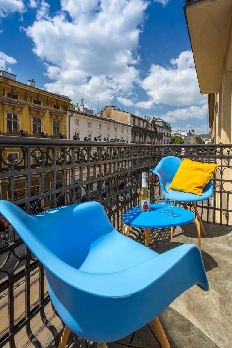 Image 5 of Friendhouse Apartments Starovislna