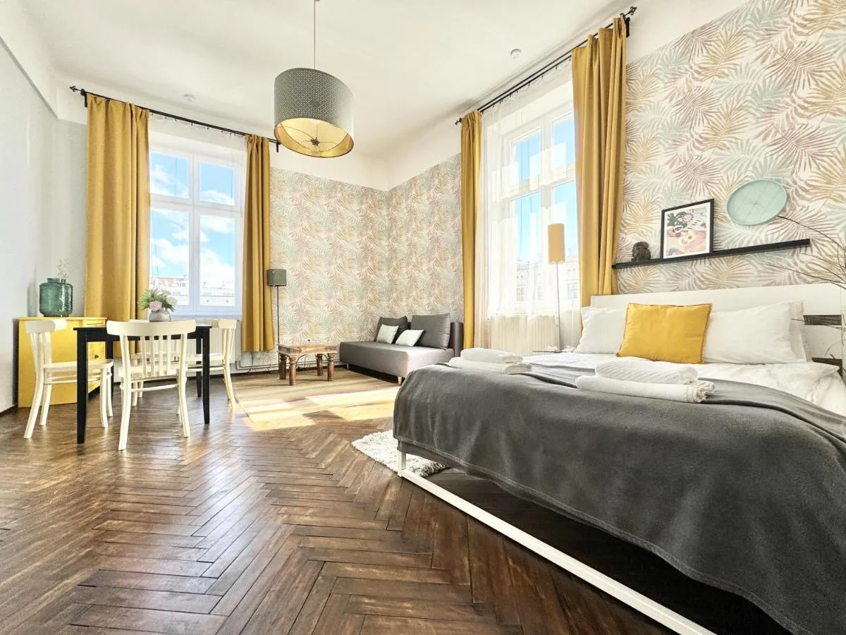 Image 5 of GREEN APARTMENTS #Nowy Square, Kazimierz district