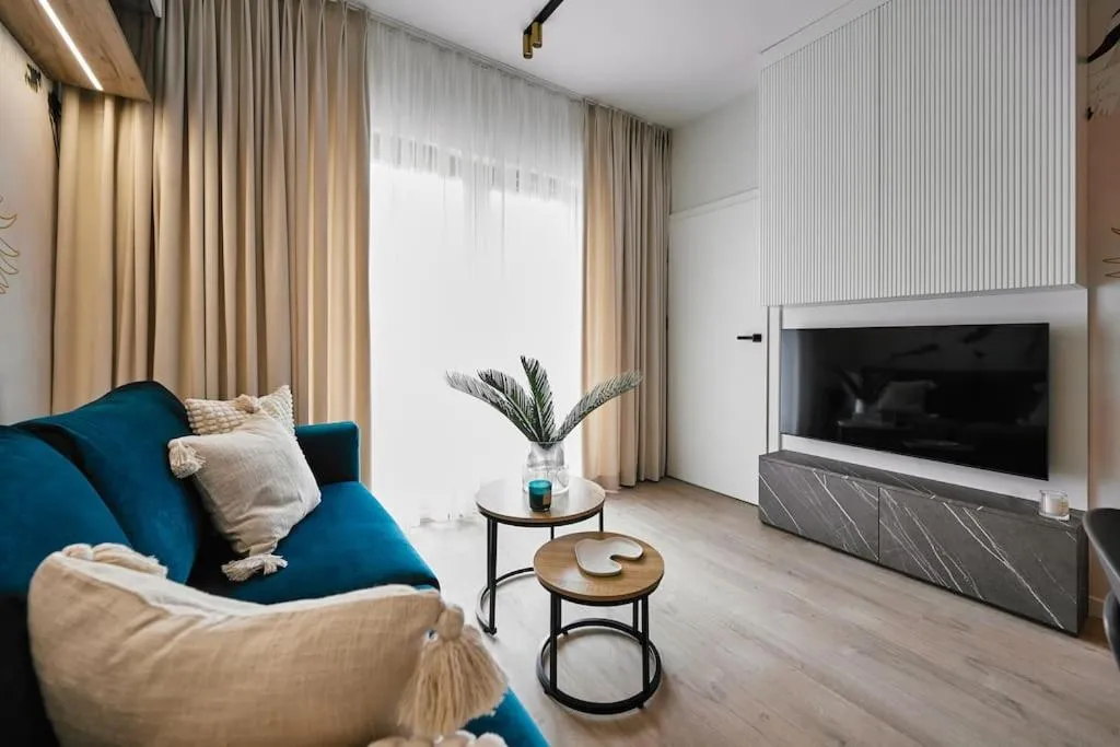Image 2 of Golden Dreams Luxury Apartments 103