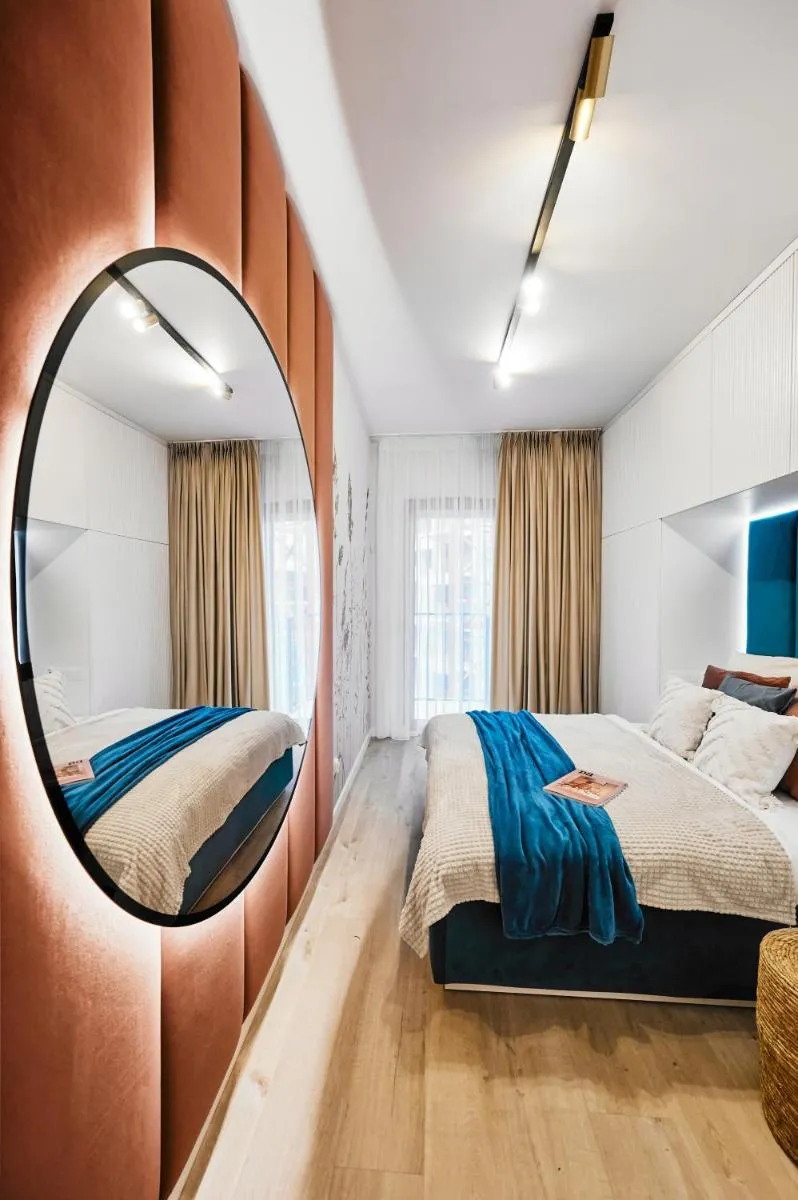 Image 3 of Golden Dreams Luxury Apartments 21