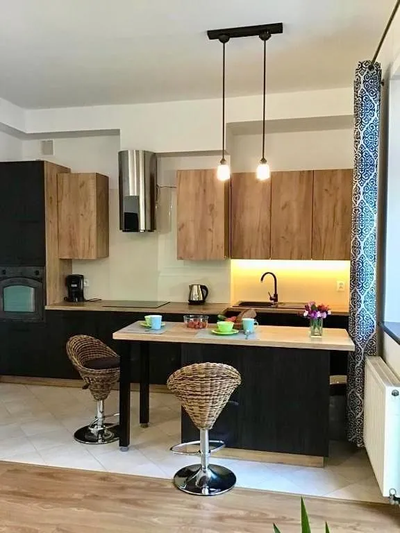 Image 6 of Goldengreen Apartment