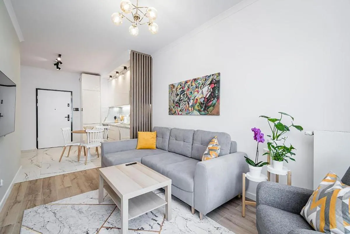 Image 3 of Golden residence apartment