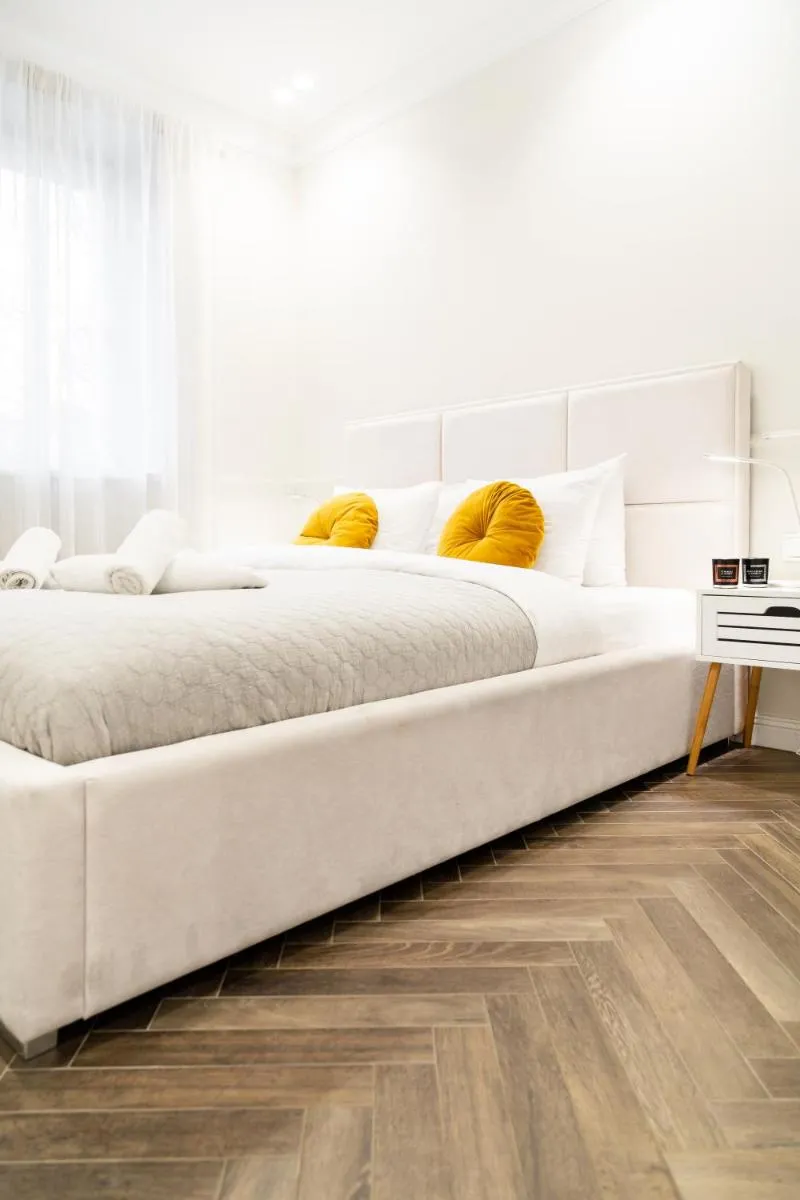 Image 3 of HOUSEHOST Apartment : Sarego Street
