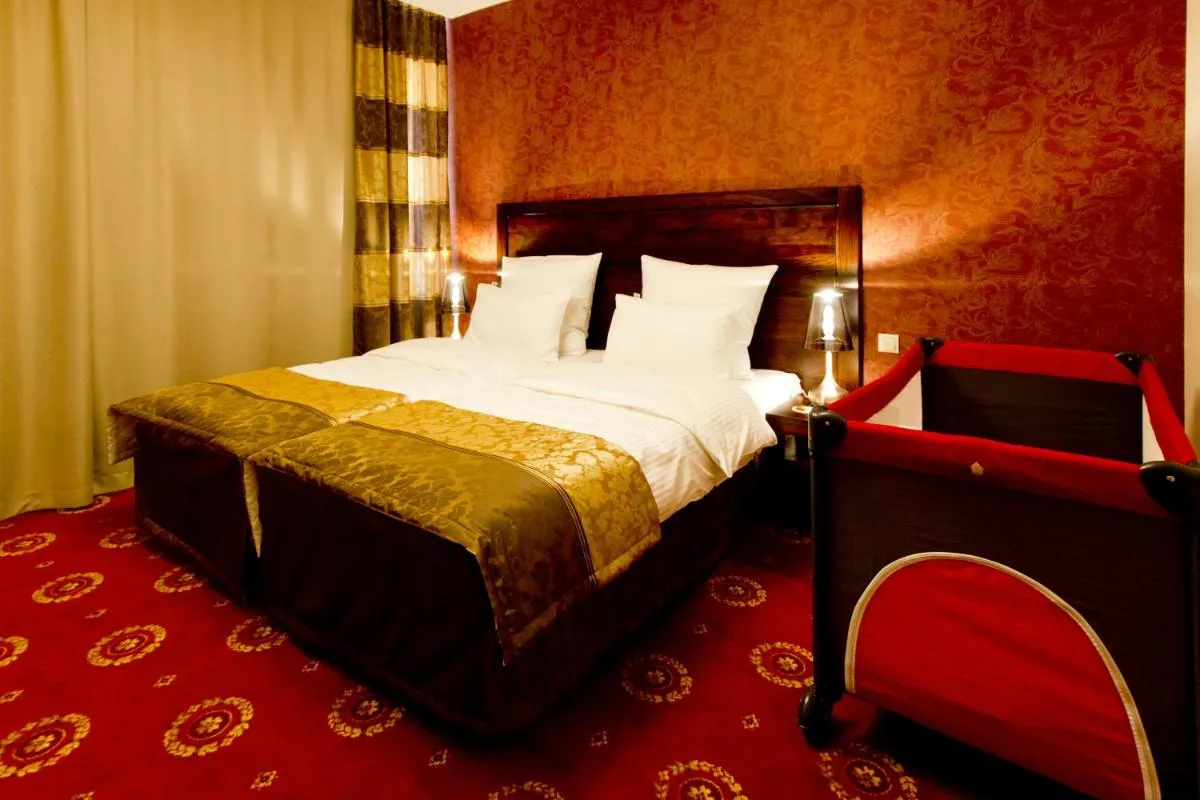 Image 1 of Hotel Columbus