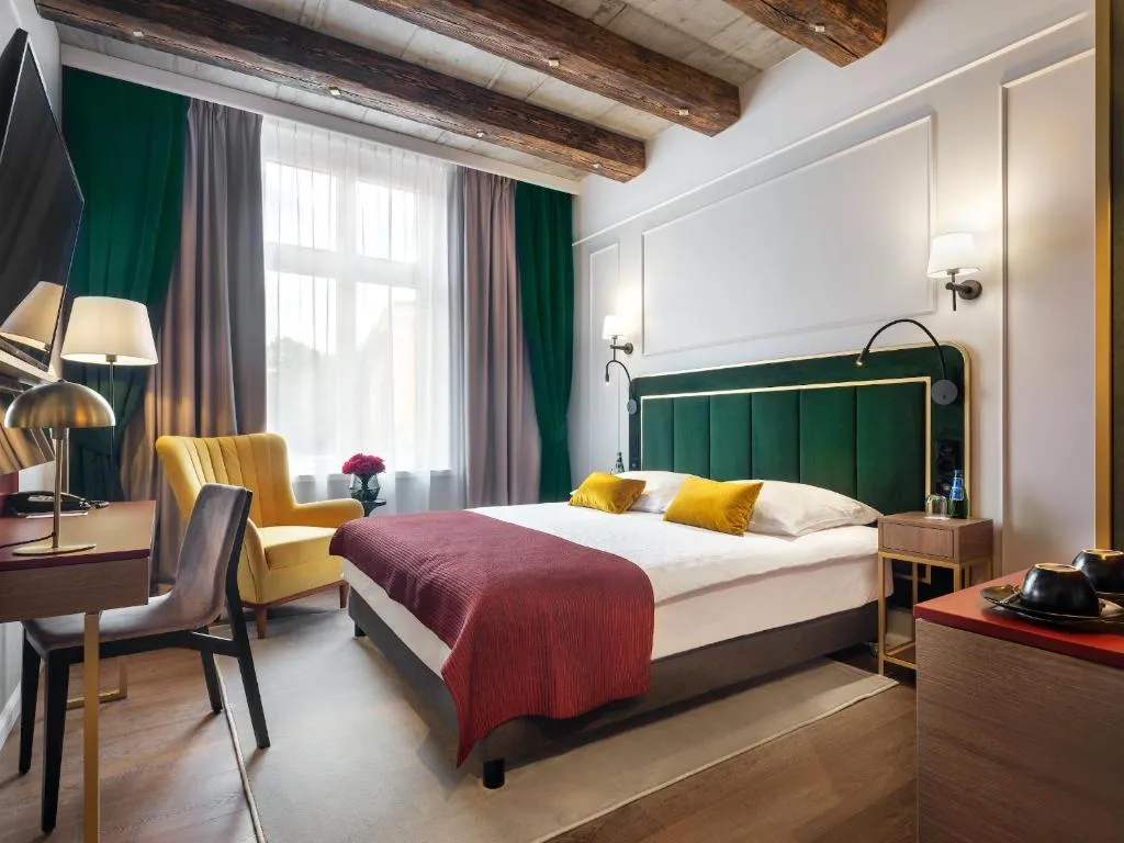 Image of Hotel Golden Queen