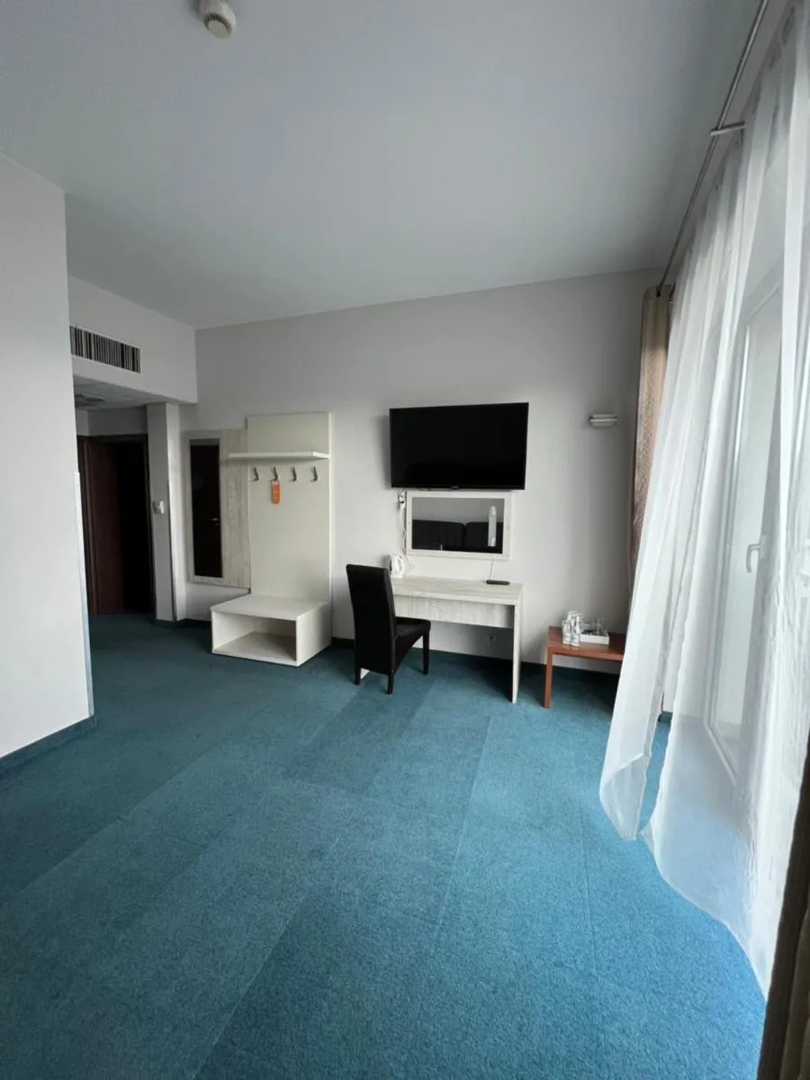 Image 2 of Hotel Poleski